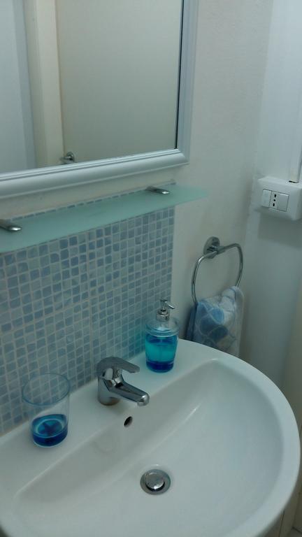 Damarilu Hotell Alghero Rum bild