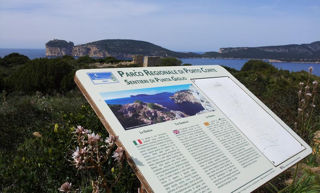 Damarilu Hotell Alghero Exteriör bild